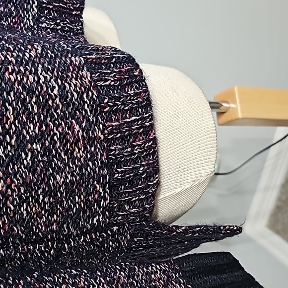 THE LIMETED, cowl neck sweater. Variegated‎ colors. Oversized small. - Picture 4 of 10